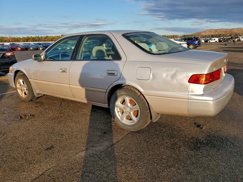 Photo 2 from auction – 2001 TOYOTA CAMRY with VIN 4T1BG22K91U108850