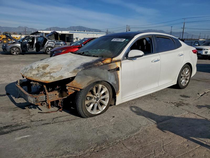 KIA OPTIMA EX 2016 with VIN 5XXGU4L38GG091902 - Photo from auction