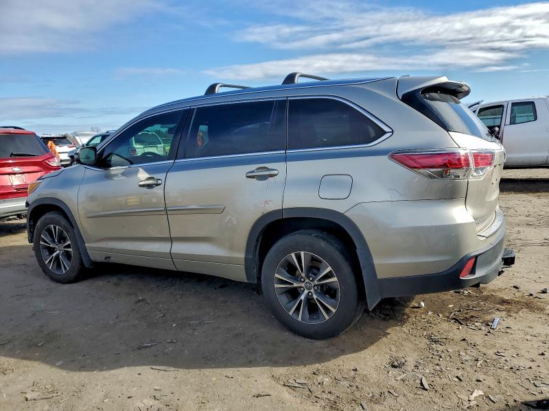 Zdjęcie 2 z aukcji – 2016 TOYOTA HIGHLANDER z VIN 5TDJKRFH0GS330793