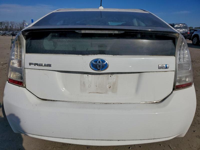 Photo 6 from auction – 2011 TOYOTA PRIUS with VIN JTDKN3DU8B1355696