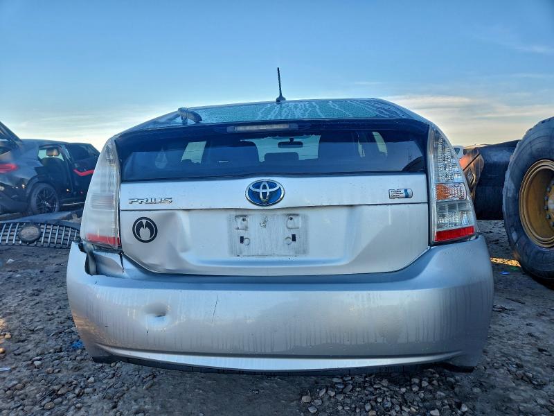 Photo 6 from auction – 2010 TOYOTA PRIUS with VIN JTDKN3DU4A0173854