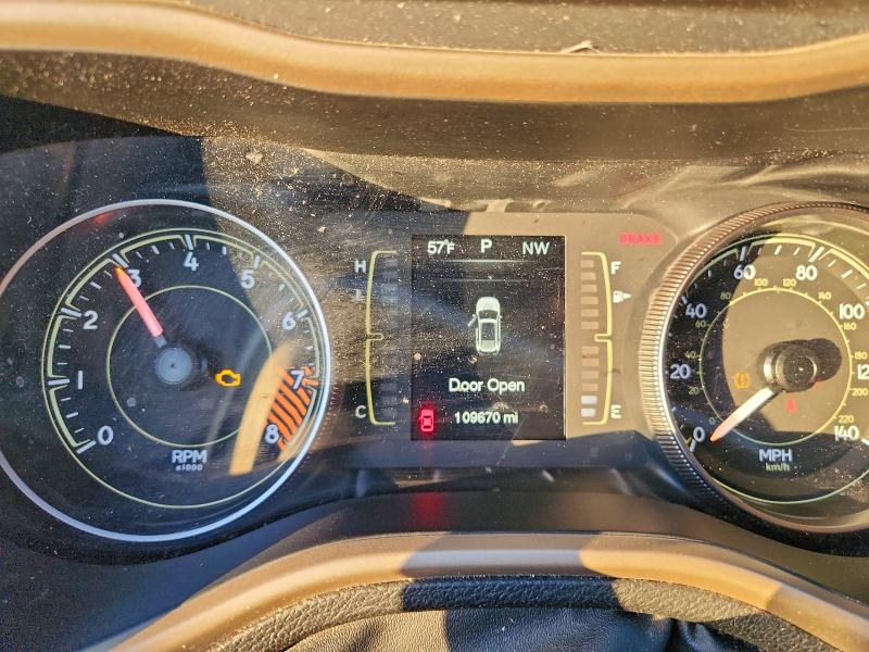 Photo 9 from auction – 2014 JEEP CHEROKEE with VIN 1C4PJMCS8EW230356