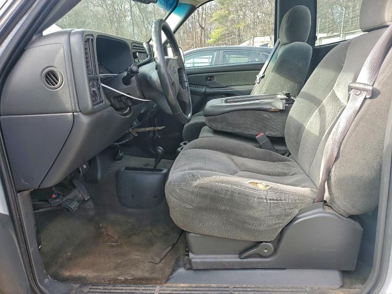 Photo 7 from auction – 2004 CHEVROLET SILVERADO with VIN 1GCGK24U74E381467