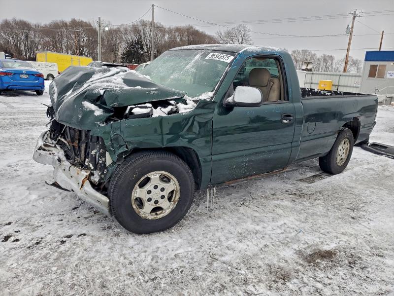 CHEVROLET SILVERADO 2001 with VIN 1GCEC14V91Z290051 - Photo from auction