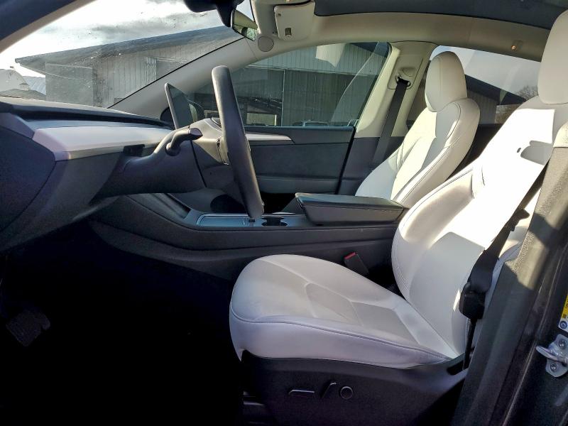 Photo 7 from auction – 2023 TESLA MODEL Y with VIN 7SAYGDEE8PF846370