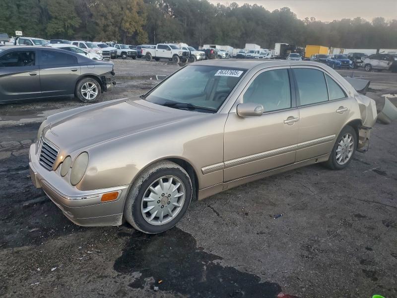 MERCEDES-BENZ E320 2001 with VIN WDBJF65J31B204836 - Photo from auction