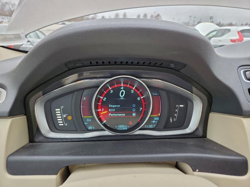 Photo 9 from auction – 2015 VOLVO XC70 T6 PR with VIN YV4902NC4F1188656