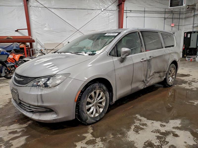 CHRYSLER PACIFICA 2017 with VIN 2C4RC1DG7HR836935 - Photo from auction