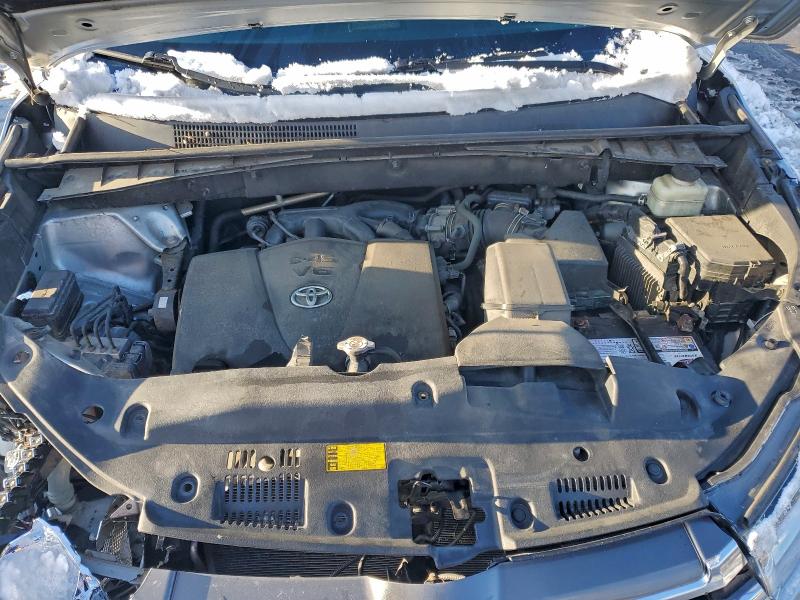 Photo 11 from auction – 2018 TOYOTA HIGHLANDER with VIN 5TDDZRFH7JS874563