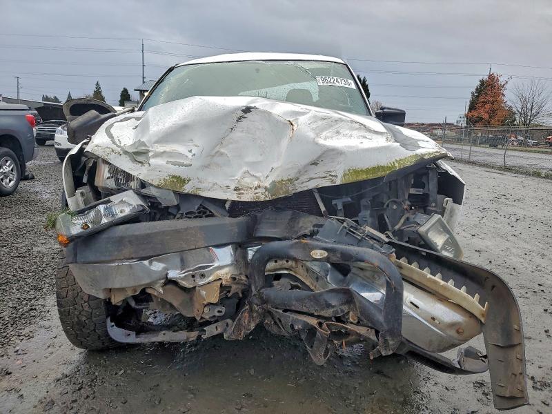 Photo 5 from auction – 2006 CHEVROLET SILVERADO with VIN 1GCHK23U86F115281