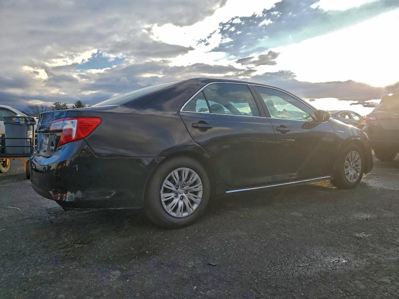 Photo 3 from auction – 2014 TOYOTA CAMRY with VIN 4T1BD1FK3EU113402