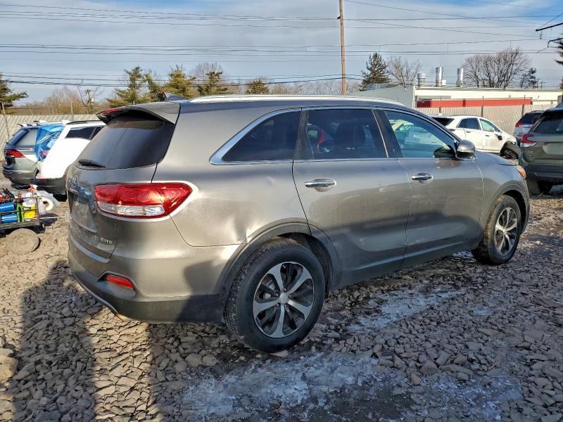 Photo 3 from auction – 2016 KIA SORENTO EX with VIN 5XYPH4A5XGG095132
