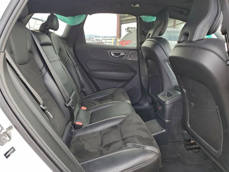 Photo 10 from auction – 2019 VOLVO XC60 with VIN LYVBR0DM2KB283812