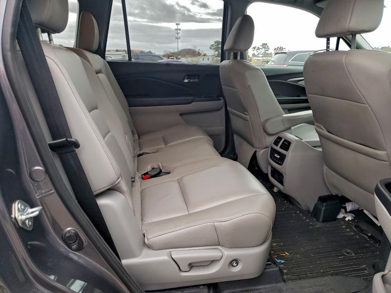 Photo 11 from auction – 2019 HONDA PILOT EXL with VIN 5FNYF6H47KB013456