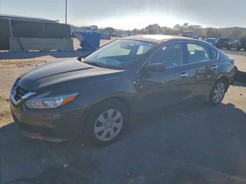 NISSAN ALTIMA 2.5 2016 with VIN 1N4AL3AP6GN345383 - Photo from auction