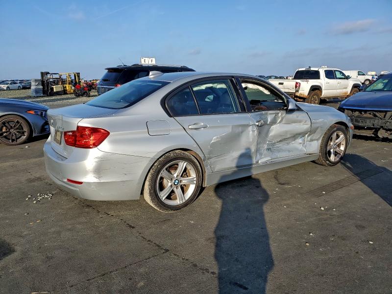 Photo 3 from auction – 2013 BMW 328I with VIN WBA3C1C59DF438596