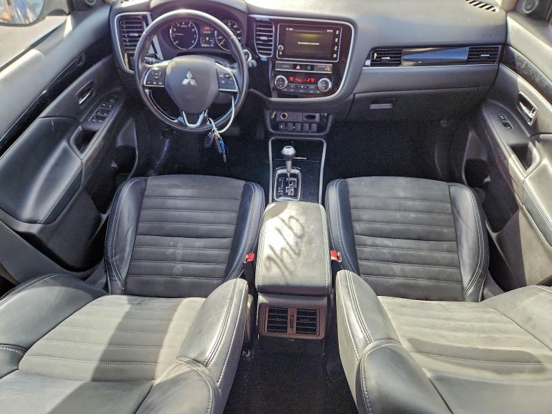 Photo 8 from auction – 2019 MITSUBISHI OUTLANDER with VIN JA4AD3A3XKZ010224