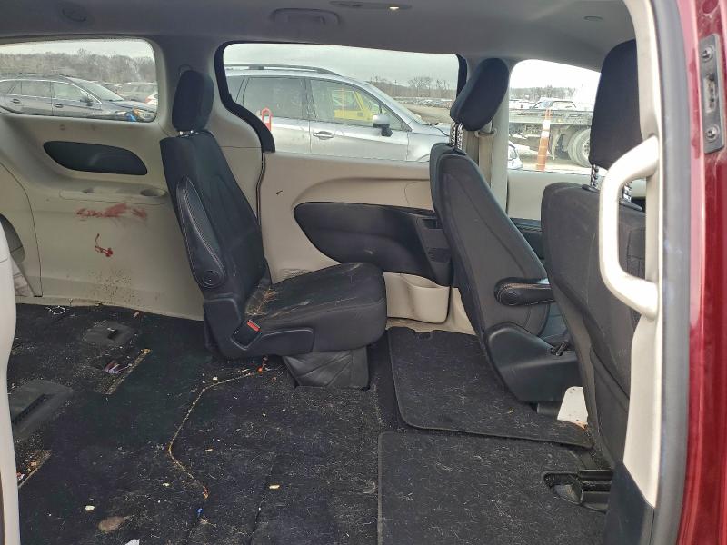 Photo 11 from auction – 2017 CHRYSLER PACIFICA L with VIN 2C4RC1CG6HR594172