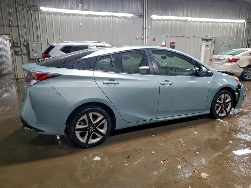 Photo 3 from auction – 2016 TOYOTA PRIUS with VIN JTDKARFU2G3509908