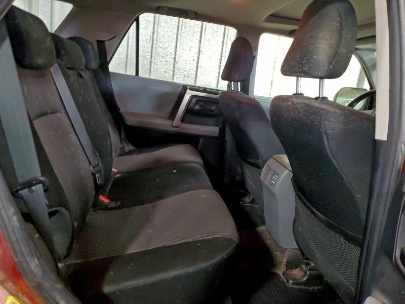 Photo 11 from auction – 2010 TOYOTA 4RUNNER SR with VIN JTEBU5JR1A5032432