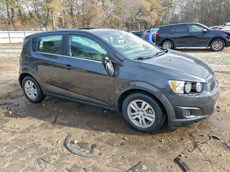 Photo 4 from auction – 2014 CHEVROLET SONIC LT with VIN 1G1JC6SB9E4142644
