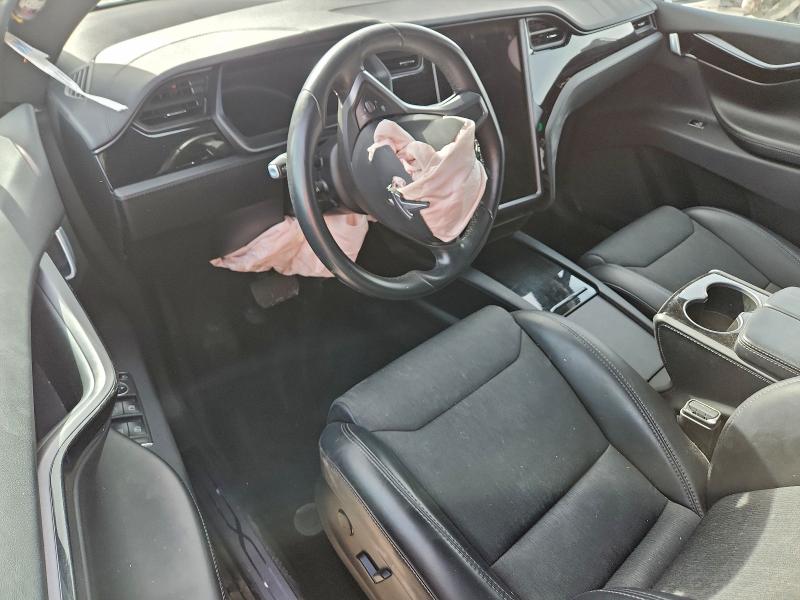 Photo 8 from auction – 2018 TESLA MODEL X with VIN 5YJXCDE21JF101252