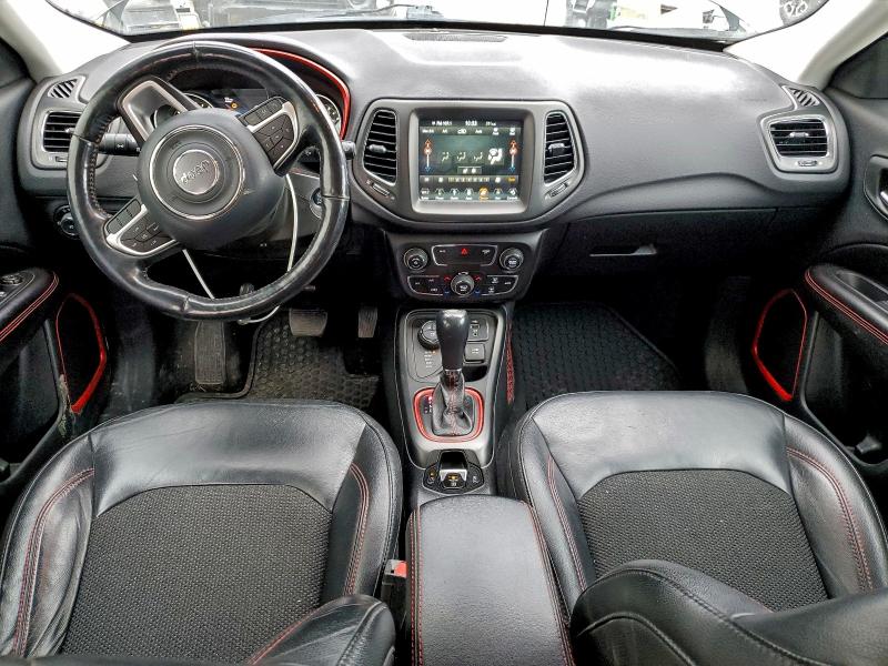 Photo 8 from auction – 2018 JEEP COMPASS TR with VIN 3C4NJDDB2JT455619