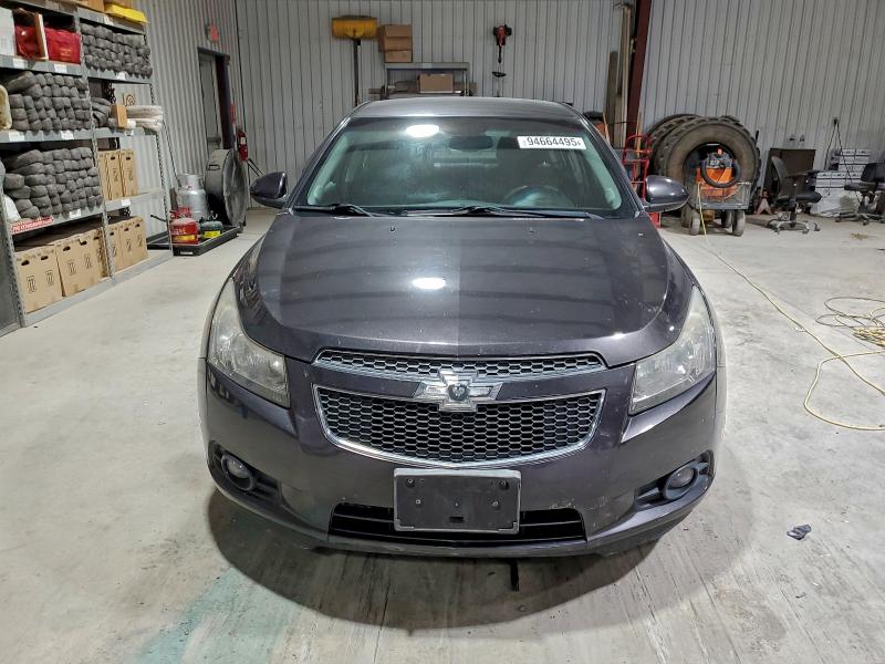 Photo 5 from auction – 2014 CHEVROLET CRUZE with VIN 1G1PC5SBXE7465023