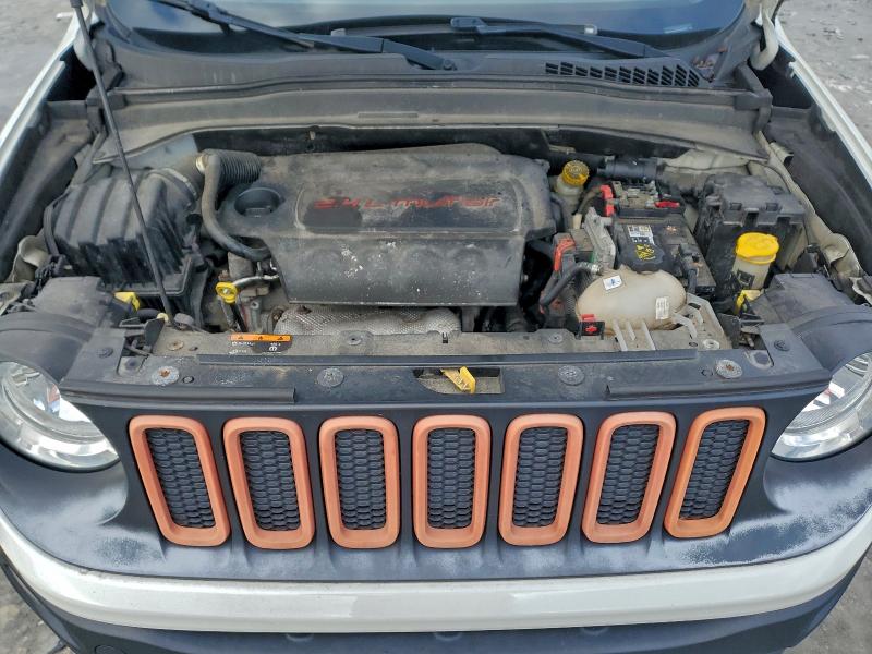 Photo 11 from auction – 2016 JEEP RENEGADE T with VIN ZACCJBCT6GPD98864
