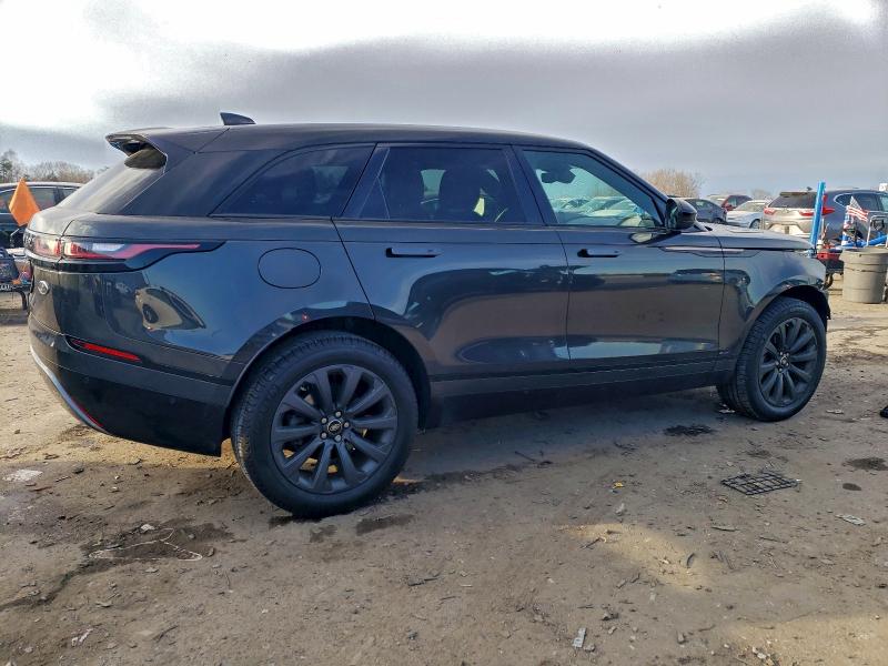 Foto 3 de la subasta – 2018 LAND ROVER RANGE ROVE con VIN SALYL2RX0JA750198
