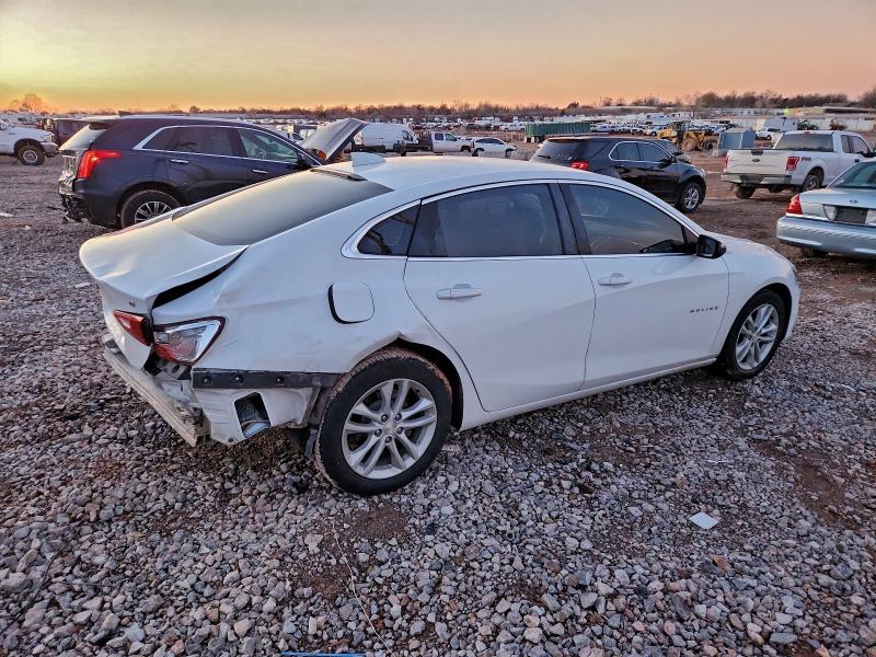 Photo 3 from auction – 2016 CHEVROLET MALIBU LT with VIN 1G1ZE5ST7GF333826