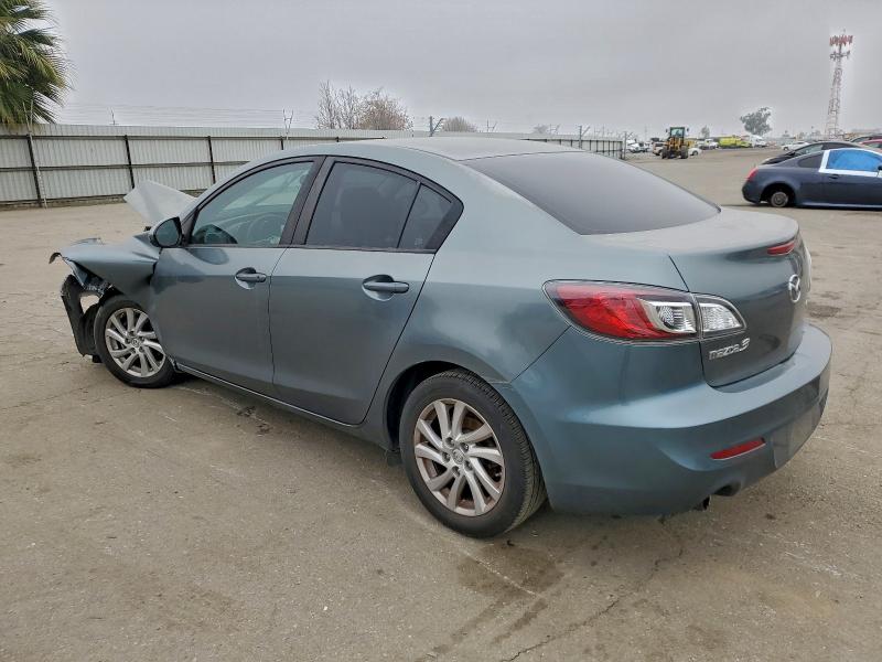 Photo 2 from auction – 2012 MAZDA 3 I with VIN JM1BL1V84C1642854