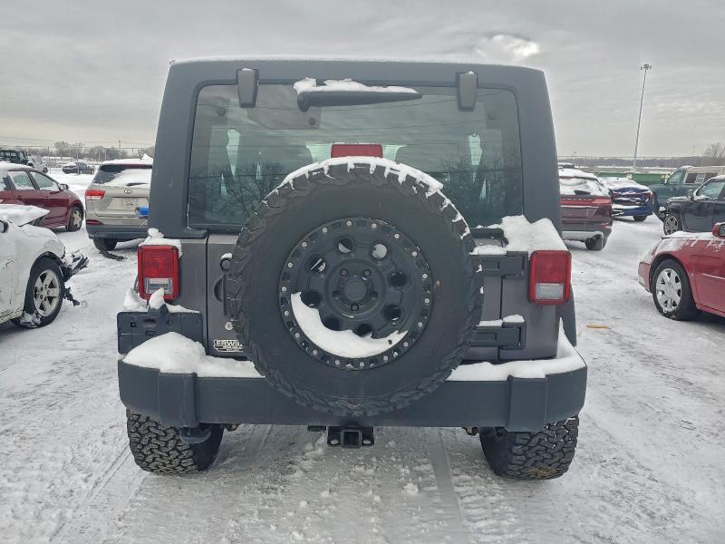 Photo 6 from auction – 2016 JEEP WRANGLER U with VIN 1C4BJWDG3GL260398