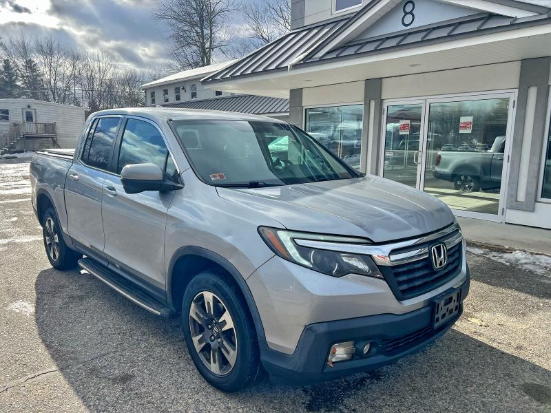 HONDA RIDGELINE 2017 with VIN 5FPYK3F69HB001811 - Photo from auction