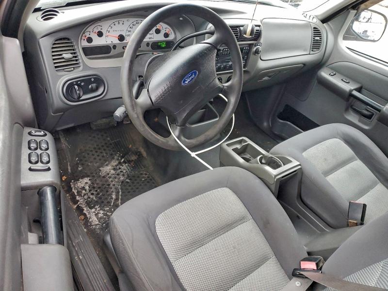 Photo 8 from auction – 2005 FORD EXPLORER S with VIN 1FMZU67K75UA23681