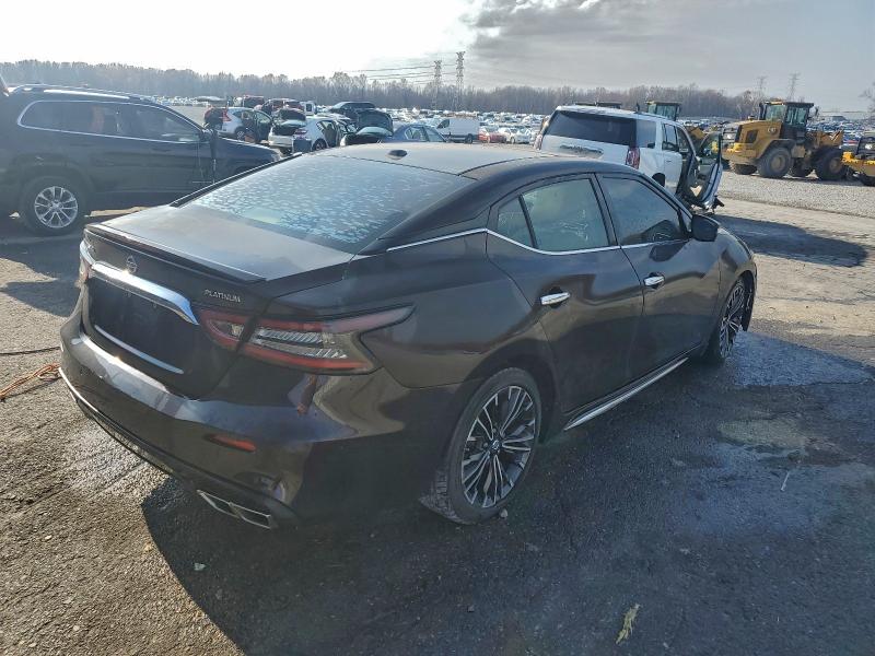 Photo 3 from auction – 2016 NISSAN MAXIMA 3.5 with VIN 1N4AA6AP0GC418329