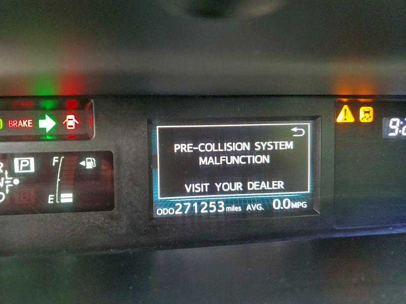 Photo 9 from auction – 2016 TOYOTA PRIUS V with VIN JTDZN3EU1GJ041960