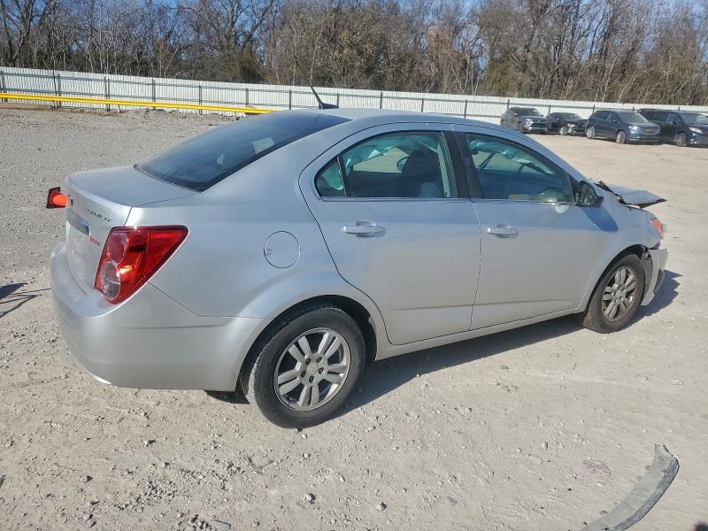 صورة رقم 3 من المزاد - 2014 CHEVROLET SONIC مع VIN 1G1JC5SB3E4241292