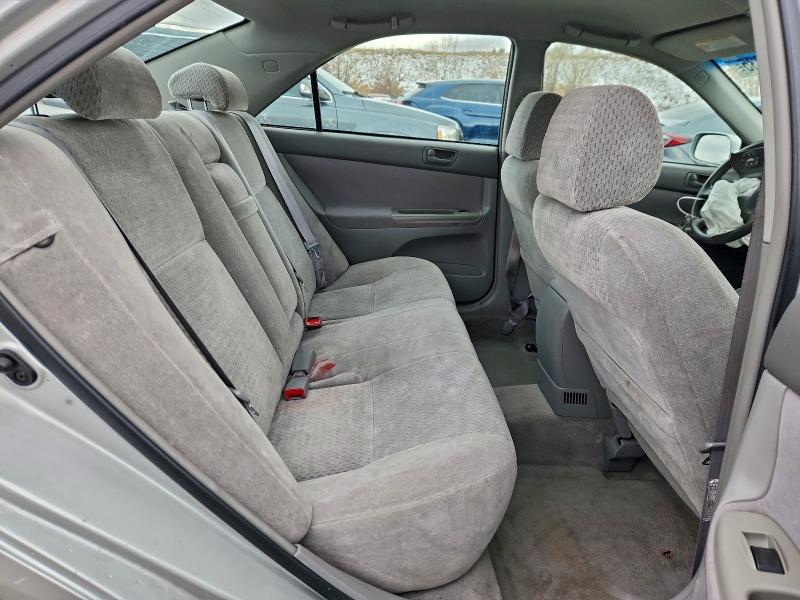 Photo 10 from auction – 2002 TOYOTA CAMRY LE with VIN 4T1BE30K62U035663