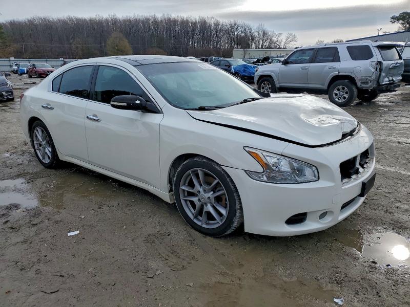 Photo 4 from auction – 2011 NISSAN MAXIMA S with VIN 1N4AA5AP2BC827077