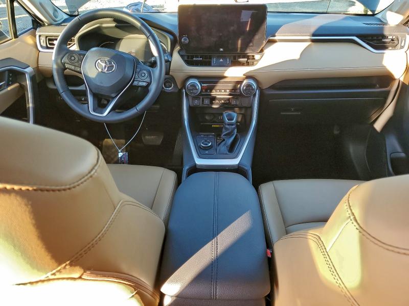 Photo 8 from auction – 2023 TOYOTA RAV4 XLE P with VIN JTMB6RFV8PD080813