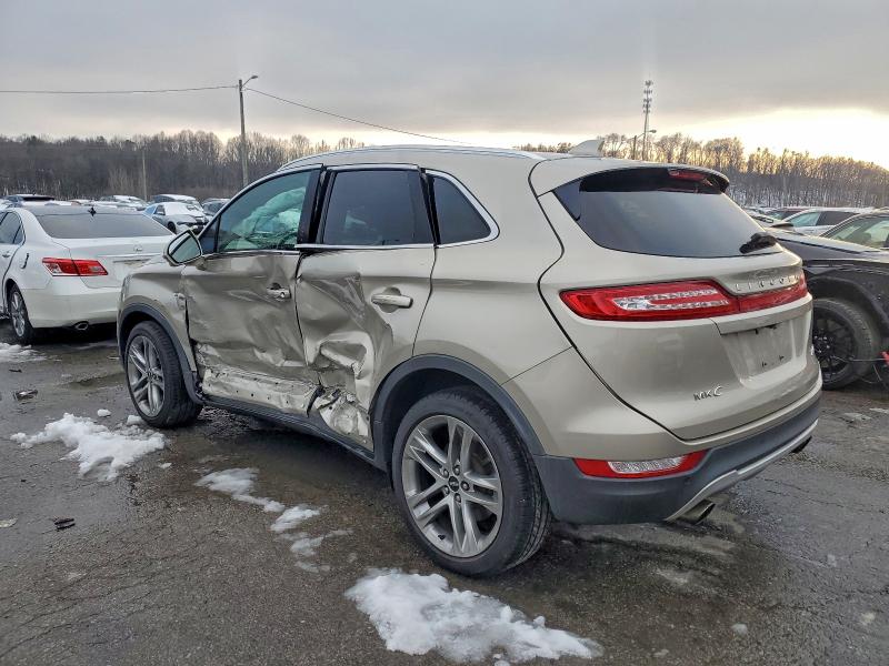 Photo 2 from auction – 2015 LINCOLN MKC with VIN 5LMCJ2A99FUJ33305