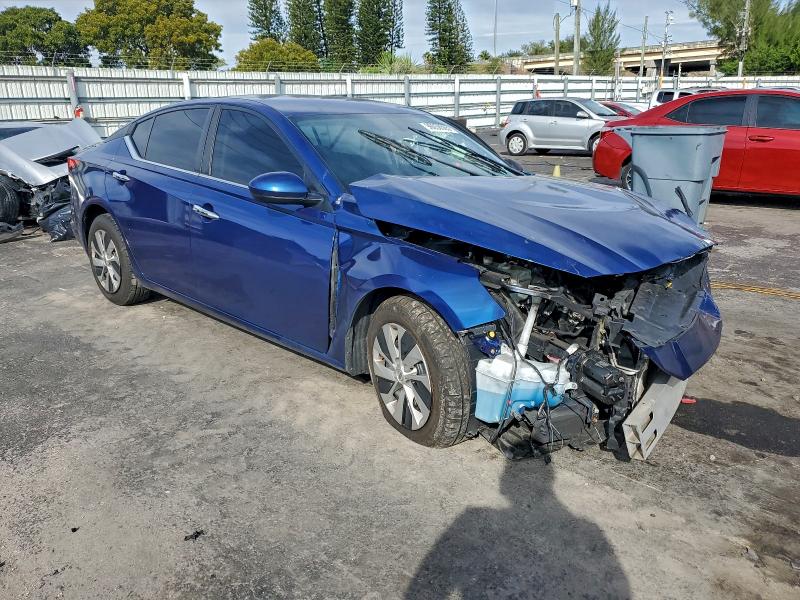 Photo 4 from auction – 2019 NISSAN ALTIMA S with VIN 1N4BL4BV0KC117598