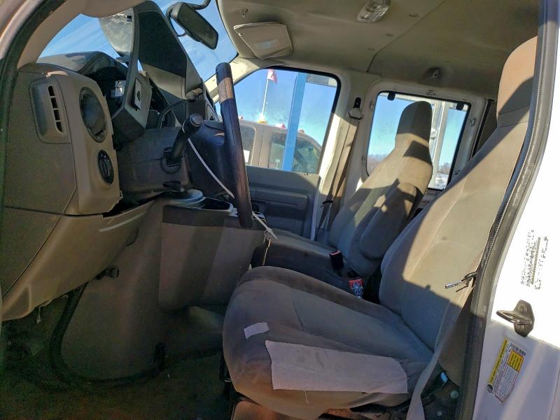 Photo 7 from auction – 2013 FORD ECONOLINE with VIN 1FBNE3BL7DDA50106