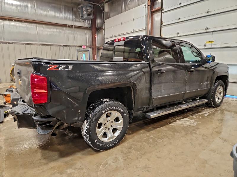 Photo 3 from auction – 2018 CHEVROLET SILVERADO with VIN 3GCUKREC6JG457945