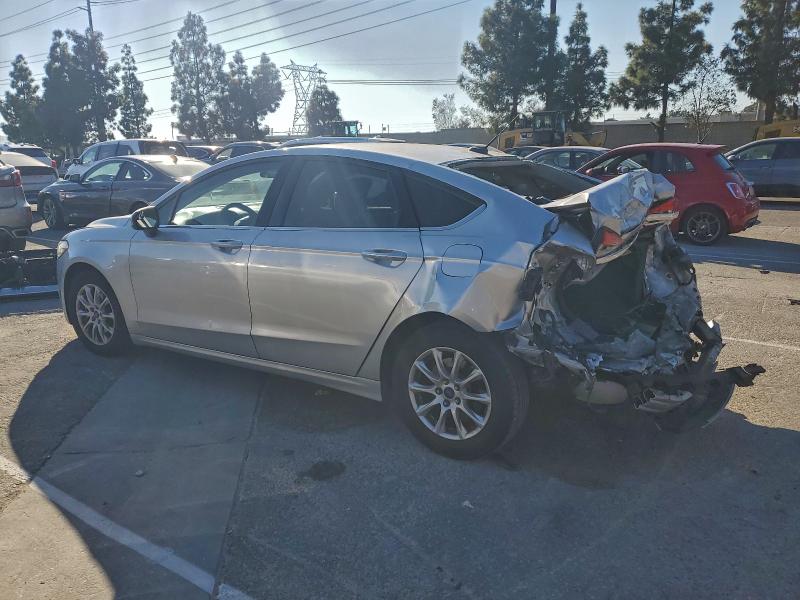 Photo 2 from auction – 2017 FORD FUSION S with VIN 3FA6P0G79HR398996