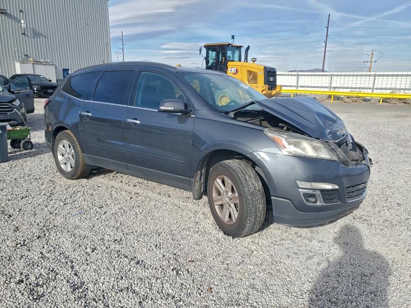Photo 4 from auction – 2013 CHEVROLET TRAVERSE L with VIN 1GNKVGKD5DJ163530