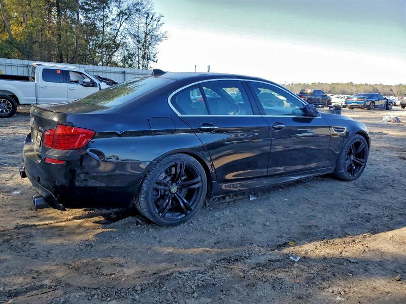 Photo 3 from auction – 2013 BMW M5 with VIN WBSFV9C53DC773033