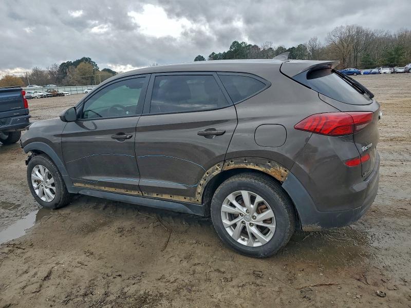 Photo 2 from auction – 2020 HYUNDAI TUCSON SE with VIN KM8J23A42LU179684