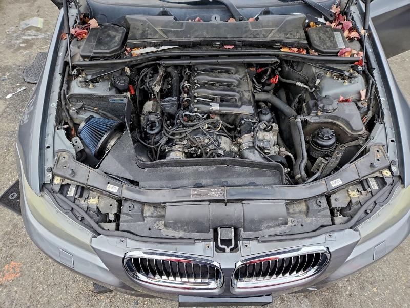 Photo 11 from auction – 2011 BMW 335 D with VIN WBAPN7C57BA948728